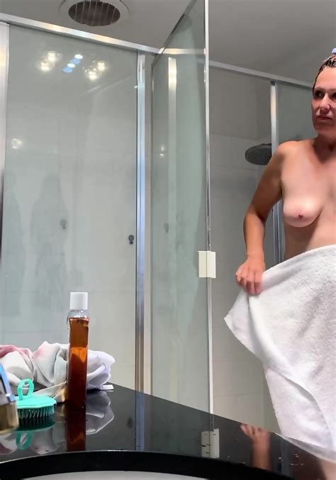 Mature Greek Wife Ekaterini Showing Off Her Trimmed Pussy And Saggy Tits