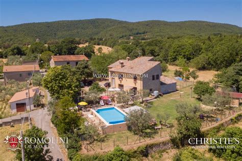 Ex Convento Casale Con Piscina In Umbria Elenchi E Prezzi Di Vendita