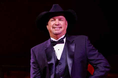 Garth Brooks Sets Ireland Shows for 2022 – Billboard