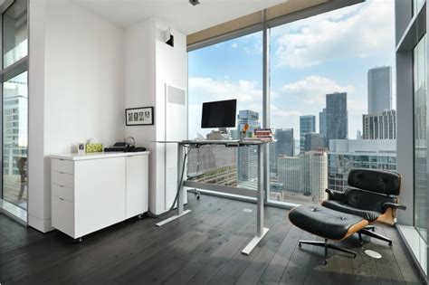 Adjustable Desk to Make Your Interior more Universal