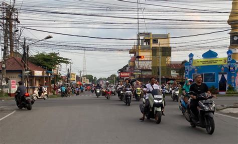 Antisipasi Kemacetan Satlantas Lotim Terapkan One Way Di Beberapa