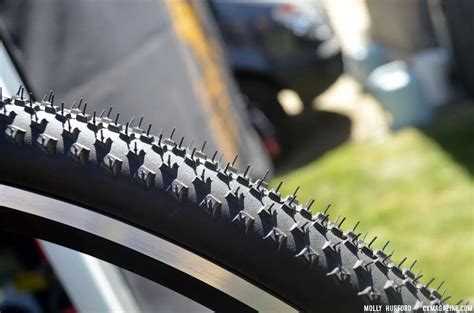 A Quick Look At Continental S Cyclox King Clincher Tire Sea Otter