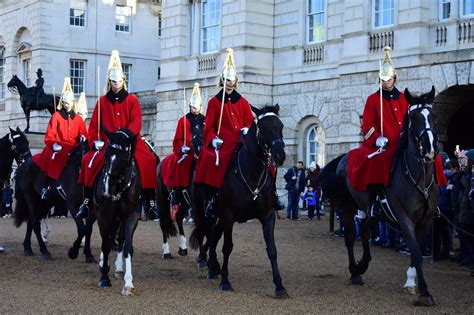 Cu Ndo Y D Nde Ver El Cambio De Guardia Tour Londres