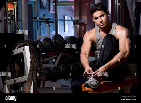 Indian Man Gym Body Building Hi Res Stock Photography And Images Alamy