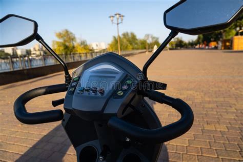 Tableau De Bord De Scooter Photo Stock Image Du Boulon 3172986