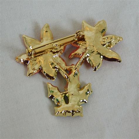 Beatrix Bj Potted Poinsettia Flower Brooch Pin Gold Tone Rhinestones