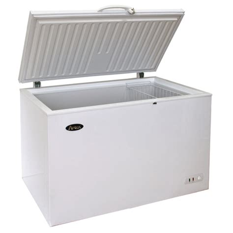 Atosa MWF9010GR 9 6 Cu Ft Solid Top Chest Freezer W White Coated Exterior