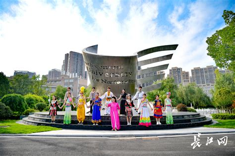 《长江之歌》巴黎唱响，湖北向世界展示长江国家文化公园建设风貌 国内要闻 烟台新闻网 胶东在线 国家批准的重点新闻网站