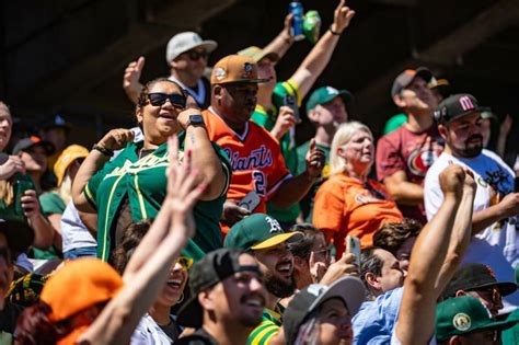 Giants and A’s Fans Gather for One Last Battle of the Bay | KQED