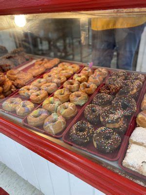 MECHE’S DONUT KING - Updated January 2025 - 35 Photos & 66 Reviews - 402 Guilbeau Rd, Lafayette ...