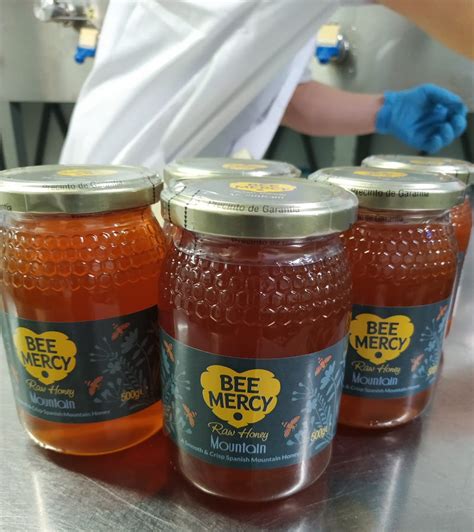 Bee Mercy Raw Honey Uk Wild Natural Unprocessed Honey