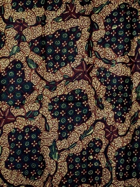 √ 30+ Motif Batik Truntum (GAMBAR, FILOSOFI, MAKNA, ASAL)