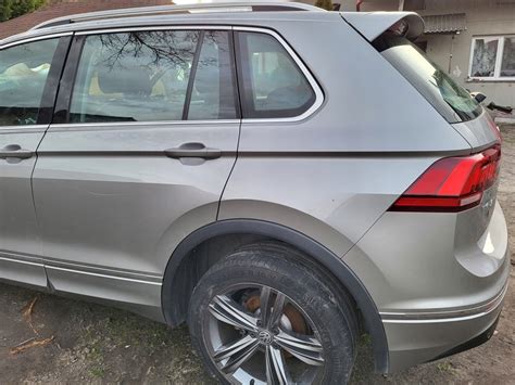 Dupa B Otnik Wiartka Pas Ty Klapa Zderzak R Line Lampa Vw Tiguan Ii