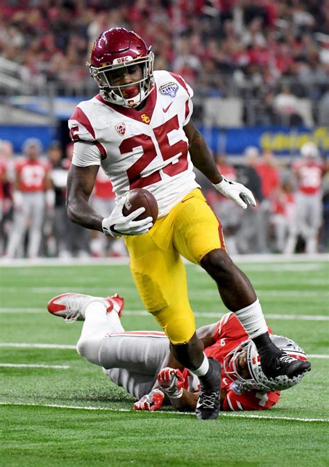 Buccaneers Sign Rookie RB Ronald Jones