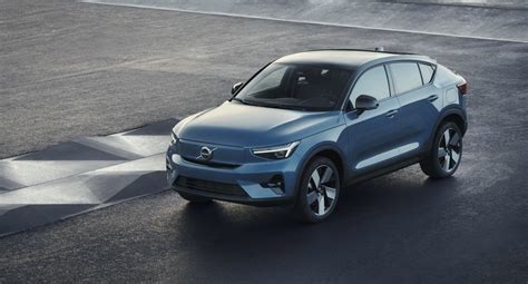 Volvo's next EVs reportedly include subcompact crossover, mid-size sedan