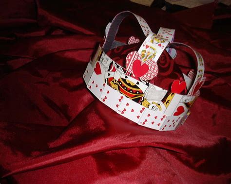 Queen of Hearts Crown by sweetmusic27 on DeviantArt