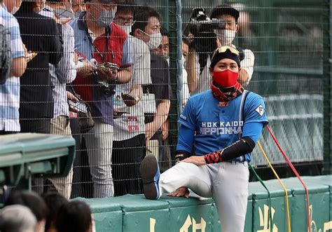 日本ハム・新庄監督が16年ぶりに甲子園に凱旋 「監督室に座っているの、めちゃくちゃ変な感じ」 ライブドアニュース