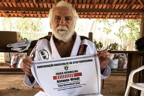 Faixa Vermelha Jiu Jitsu Brasileiro