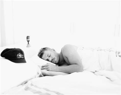 PHOTOS: David Warner sleeps with the Ashes urn - Rediff Cricket