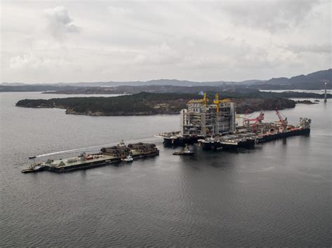 Pioneering Spirit Sets New Offshore Lift Record During Johan Sverdrup