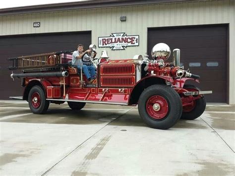 17 Best images about Vintage Fire Trucks on Pinterest | App, Trucks and ...