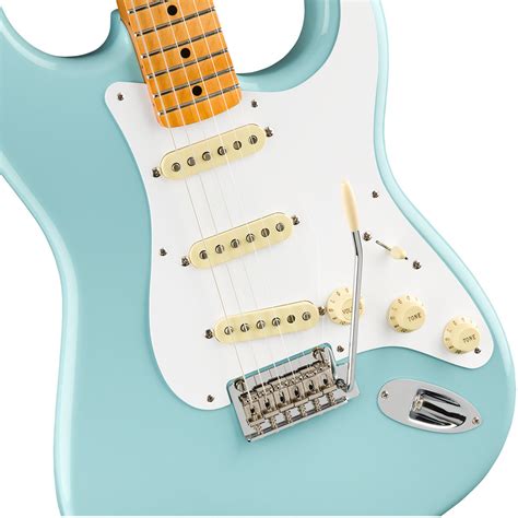 Fender Vintera S Stratocaster Modified Daphne Blue Guitare Forme St