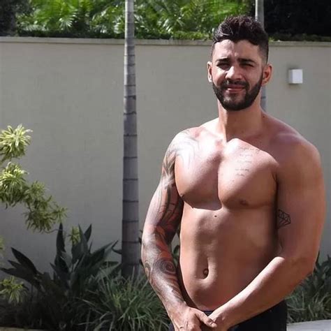 Gusttavo Lima Pelado E Batendo Punheta Ser Foto De Penis