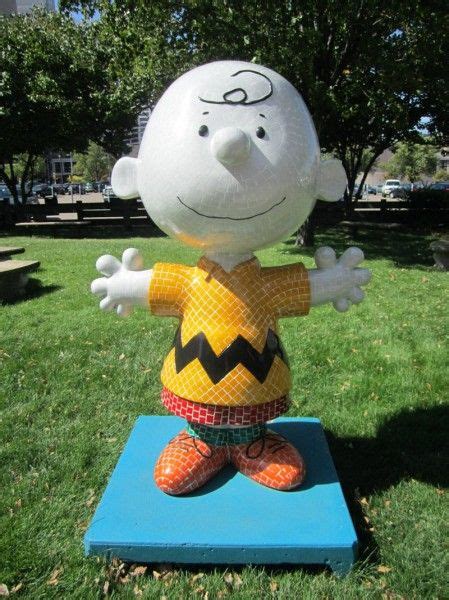 Peanuts Statue In Minnesota Snoopy Pictures Snoopy And Woodstock Snoopy