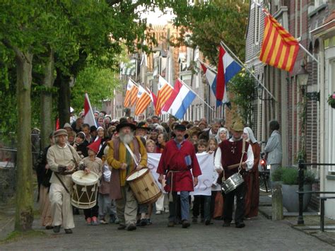 Op Zondag Mei De Vlag Uit Onswestfriesland