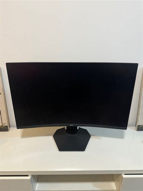 Dell 32 inch curved gaming monitor, Computers & Tech, Parts ...