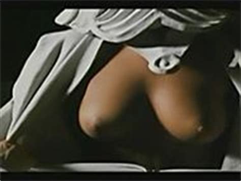 Naked Azalea Davila In Primal Fear Video Clip