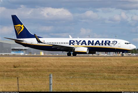 Ei Dly Ryanair Boeing As Wl Photo By Michael Pearce Id