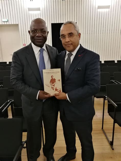 Embaixada da República de Angola em Portugal Embaixador Adão Pinto