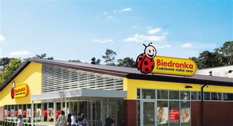 Biedronka Opens Six New Stores Ahead Of Christmas - Retail & Leisure ...