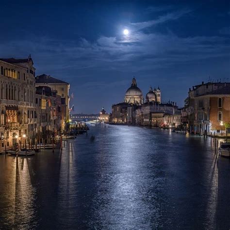 #venetianexperiences #venice #italy #themostbeautifulroadintheworld # ...