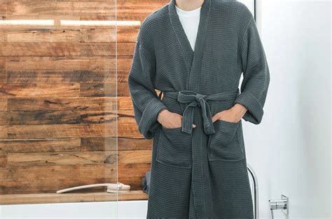 14 Best Bathrobes For Men Hiconsumption