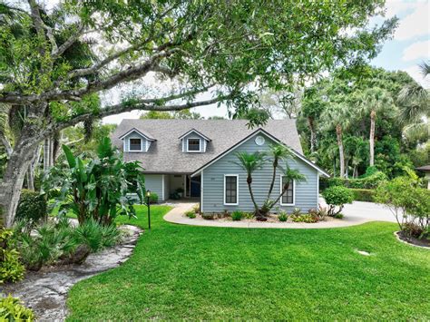 1091 SE Buttonwood Circle, Stuart, FL 34997 - See Est. Value, Schools