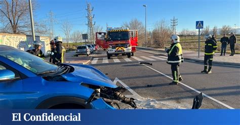 Dos J Venes Mueren En Una Colisi N Frontal Entre Dos Coches En Co N