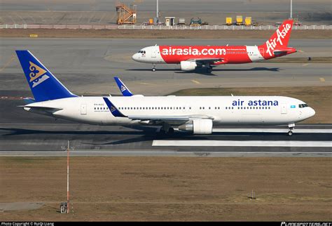 P4 KEC Air Astana Boeing 767 3KYER WL Photo By RuiQi Liang ID 920705