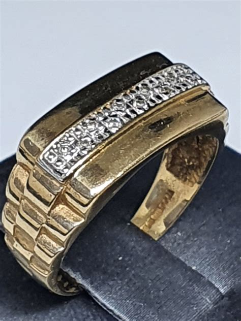 9ct Gold Diamond Set Rolex Style Ring Bridge Jewellers