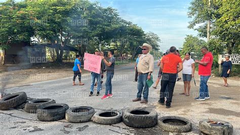 Protestan En La Ca Exigiendo Reparaci N De Calles Y Alcantarillados