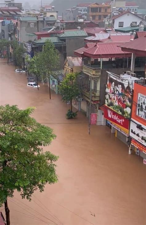 hinh anh  long  son la nuoc vay thanh pho  lap ban lang