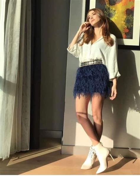 Pin By Joyce Hurlbut On Elcin Sangu Fashion Turkish Women Beautiful