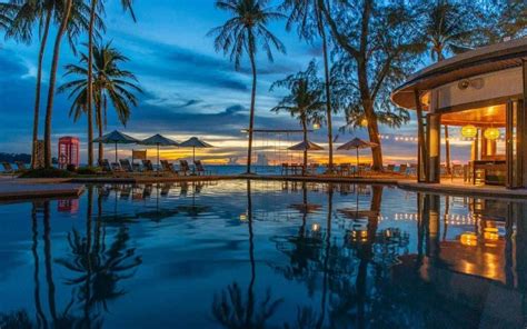 Luxury Hotels in Phuket: Where to Stay for the Ultimate Five-Star Experience - Thai Holidays