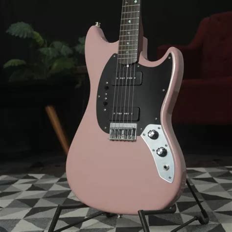 Guitarra Studebaker Scotsman P Shell Pink Escala Escura