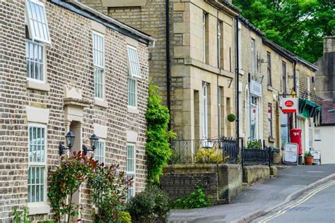 Brilliant Whaley Bridge Gateway To The Peak District