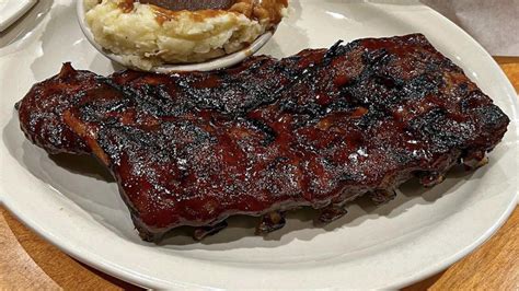 Chain Restaurant Ribs Ranked From Worst To Best