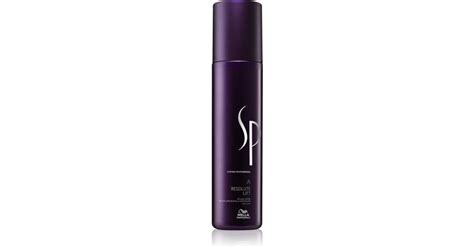 Wella Professionals SP Styling Resolute Lift sprej pre vlasy namáhané