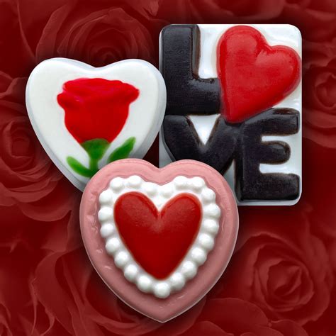 Seasonal – Clayton Creative Chocolates