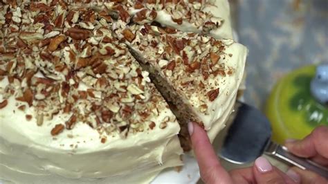 How To Make Hummingbird Cake Southern Living Youtube